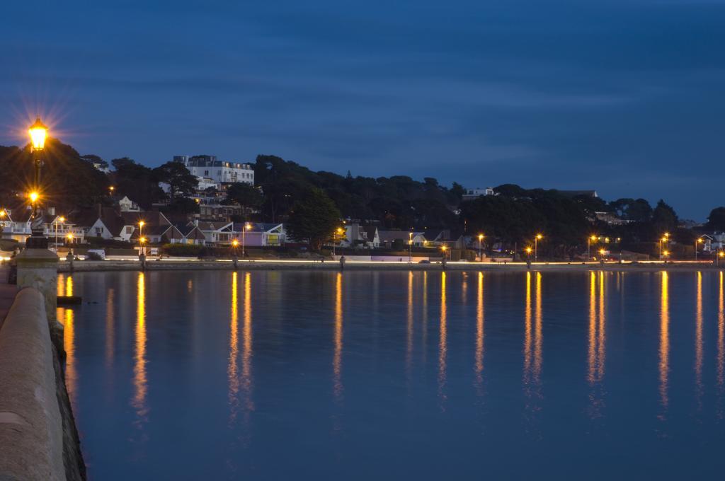 The Canford Poole Εξωτερικό φωτογραφία